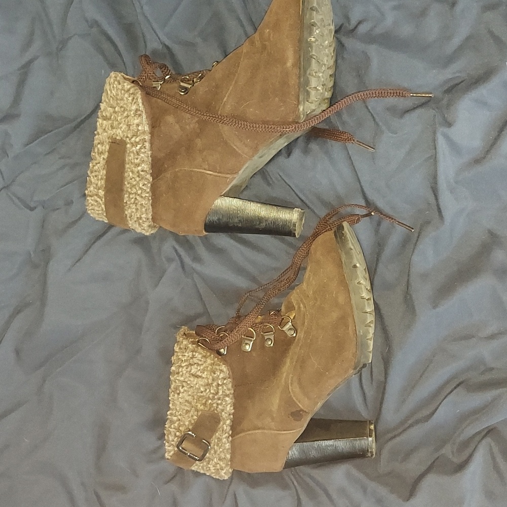 Fuzzy heel boots